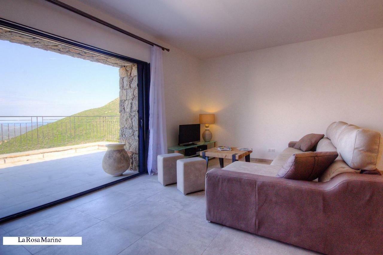 Casa Di Roc Holiday home Urtaca